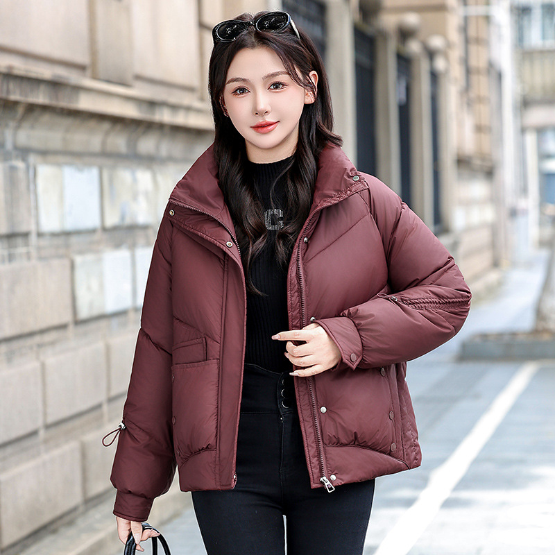 Capa de algodón de pluma para mujeres corta 2025 nueva moda de invierno pequeño hombre grueso chaqueta de algodón cálida chaqueta de pan image 10