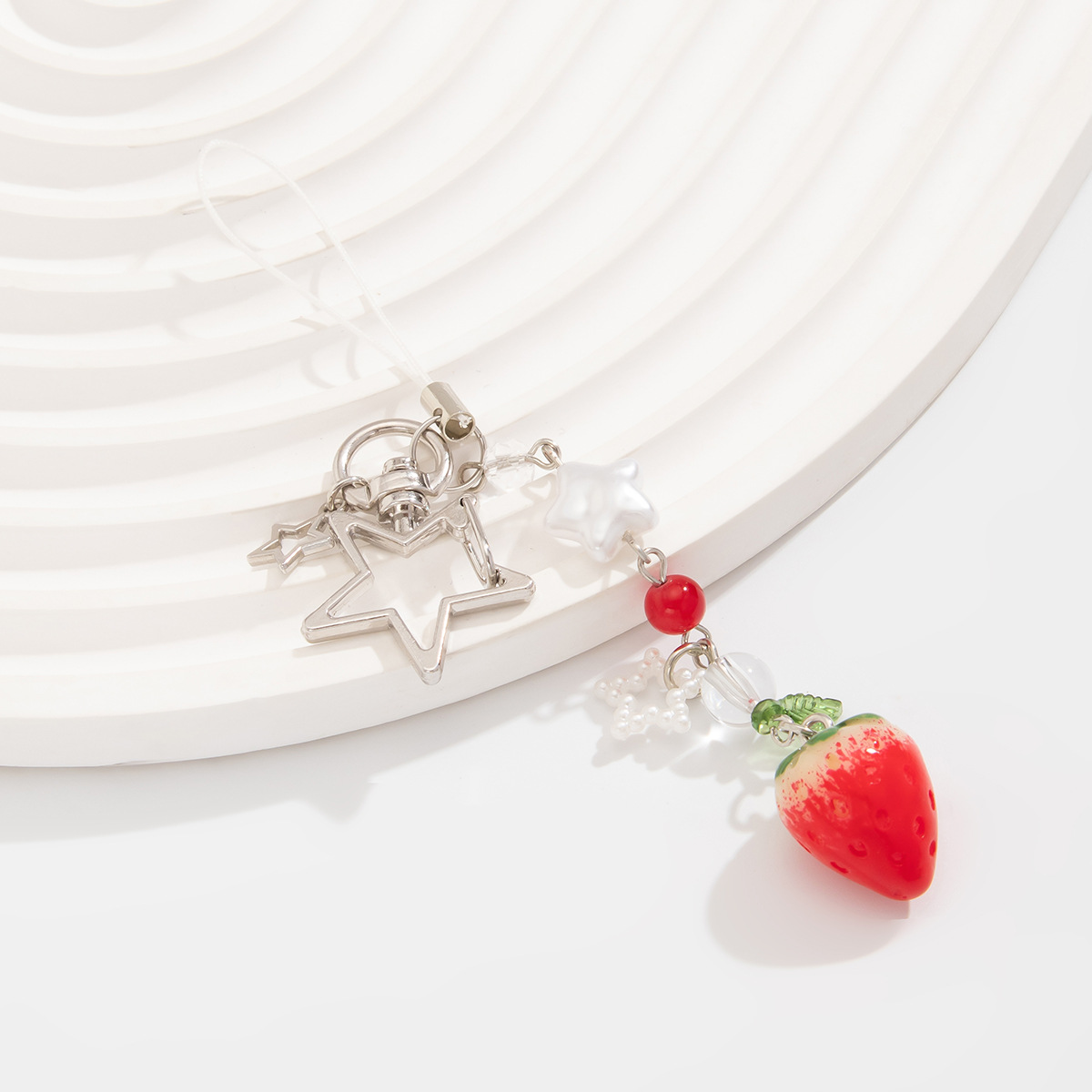 12g Weight Bag Pendant, Keychain Classification 1 Piece Quantity Daily Occasion Alloy Material Fruit, Strawberry Pattern Women's Gender Cute, Pastoral Style Cute Pastoral Fruit Strawberry Arylic Alloy Women's Bag Pendant Keychain 18