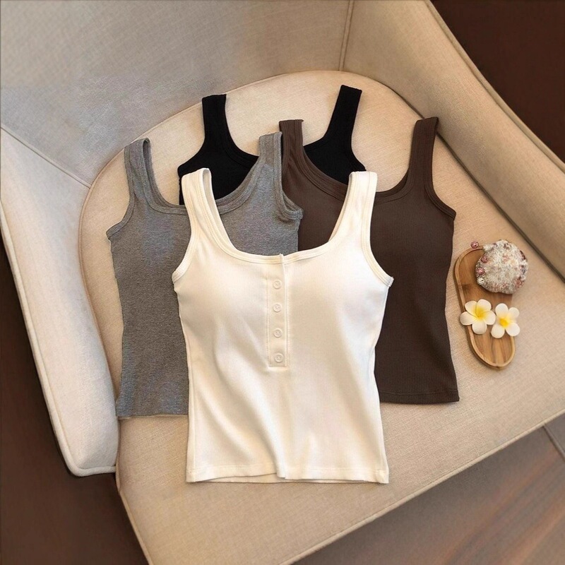 Cotton Padded Button-Down Wide-Shoulder Vest for Women, Suitable for Outerwear in Spring and Summer, White Short Sleeveless Top with Beautiful Back Design Cotton Padded Button-Down Wide-Shoulder Vest for Women, Suitable for Outerwear in Spring and Summer, White Short Sleeveless Top with Beautiful Back Design