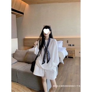 �羳���|���b�z����ɫ�����L���r��Ů�b�＾���K���e��ѝ�ɳڸЃ�