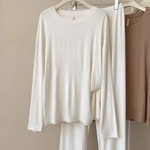 Ī����˯��Ů���＾�¿����e���s��ɫ�A�I�L�����m͸��Ҿӷ����b