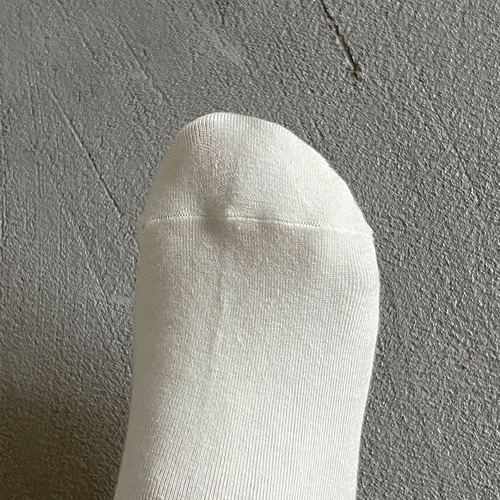 White socks for women, autumn and winter cotton mid-calf socks, soft and waxy cream confinement socks, loose mouth Japanese style spring and autumn stockings