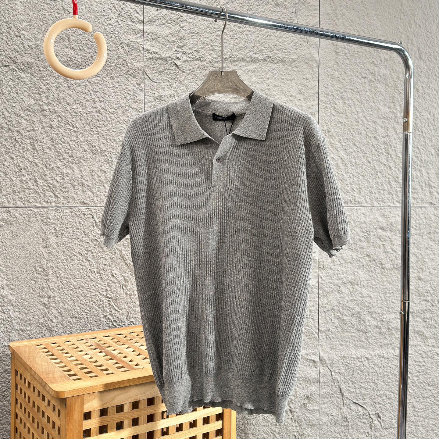 Polo camiseta de punto camiseta de manga corta camiseta de hombre cuello en V Paul rayas viejas líneas de negocios de verano fábrica transfronteriza mayorista