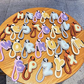 钥匙扣及钥匙扣配件;钥匙扣;挂饰挂件