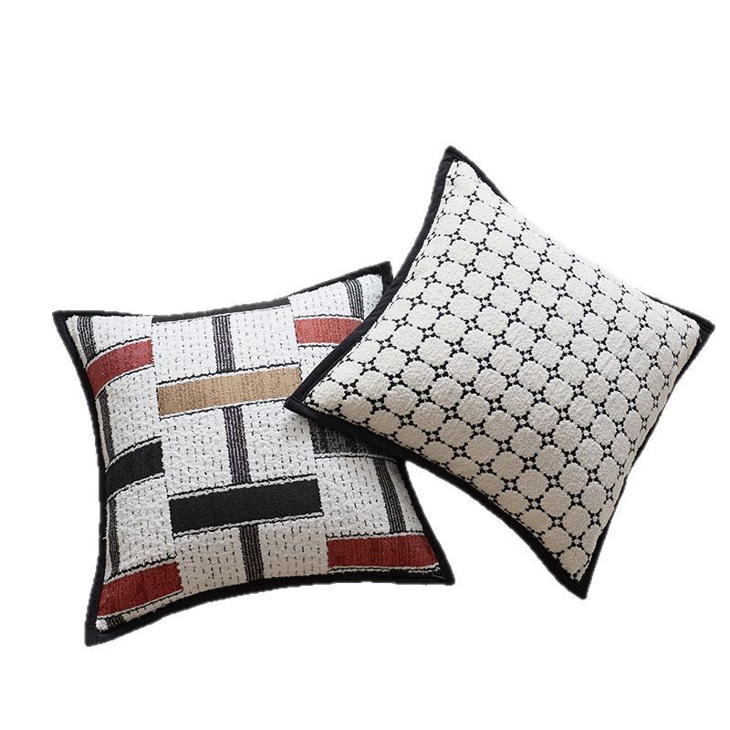 Tablero de ajedrez ligero lujoso sensación de alto nivel negro y blanco sofá almohada sala de estar modelo de alojamiento decoración cojín de cabecera almohada
