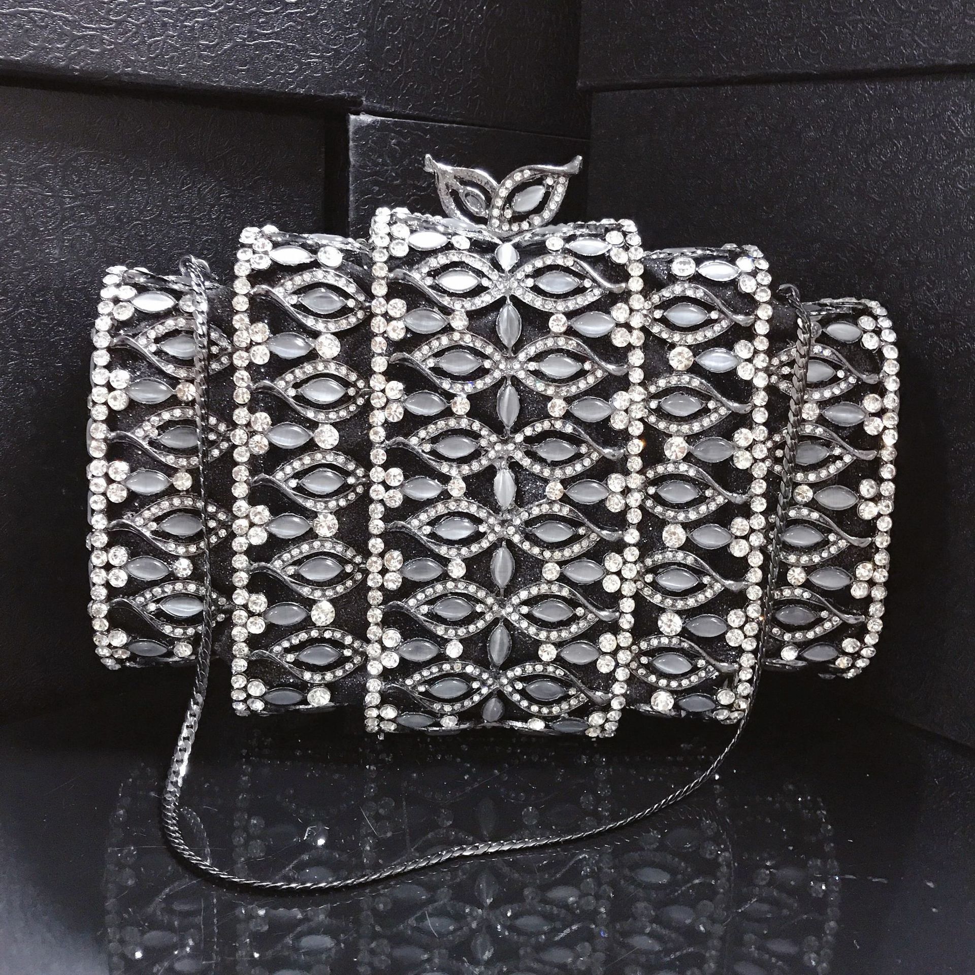 Bolsas tridimensionales de cerradura bolsas de maquillaje cuadrada cuadrada en stock, bolsas de maquillaje acrílicas suaves, bolsas de cena pequeñas y duras