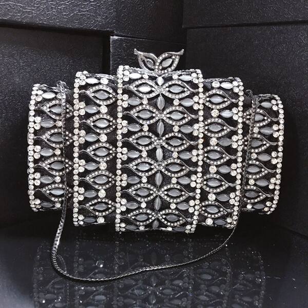 Túi clutch dạ tiệc nhỏ mặt bóng vuông ngang Acrylic — Màu đen