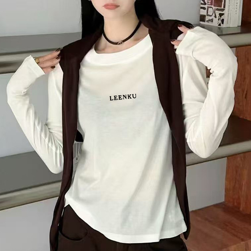 早秋圆领基础款打底衫女2025春秋冬新款高级感宽松显瘦内搭上衣潮|undefined