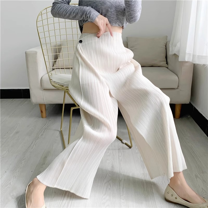 Miyake-Style Pleated Straight-Leg Pants with a Slanted Design, Slimming Casual Pleated Pants for Women, New High-Waisted Cropped Pants for Spring/Summer 2025