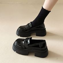 英伦风小皮鞋女2023新款秋冬季松糕厚底黑色乐福鞋一脚蹬单鞋女