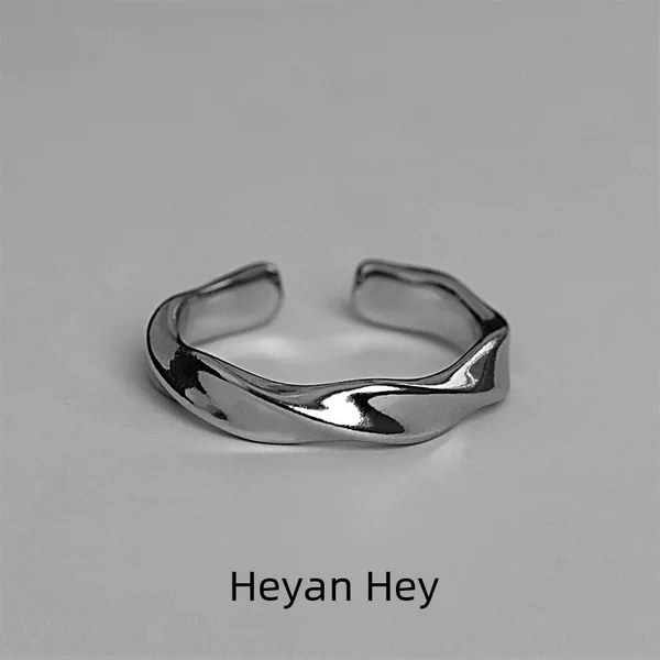 Mobius Ring Ring Men's Trendy Simple Personality High-end Sense Index Finger Female Couple's Ring Light Luxury Niche Design