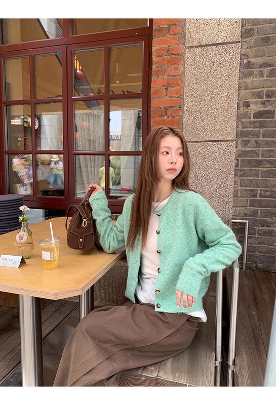 朵阳服装针织开衫女韩系早秋穿搭外搭衣氛围感绿色小香风毛衣外套|undefined