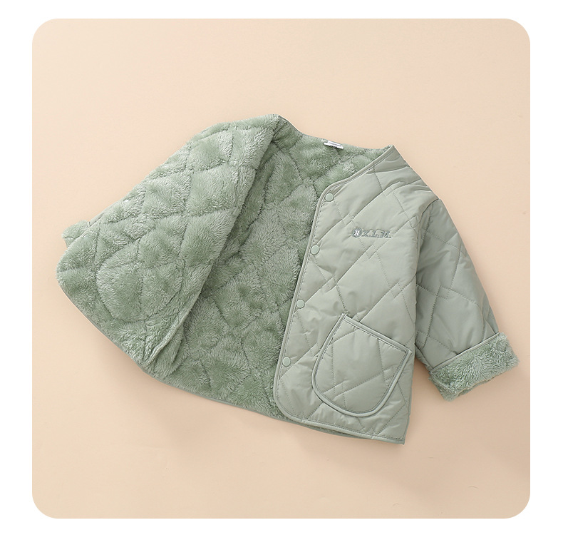 솔리드 컬러 플러스 벨벳 그린