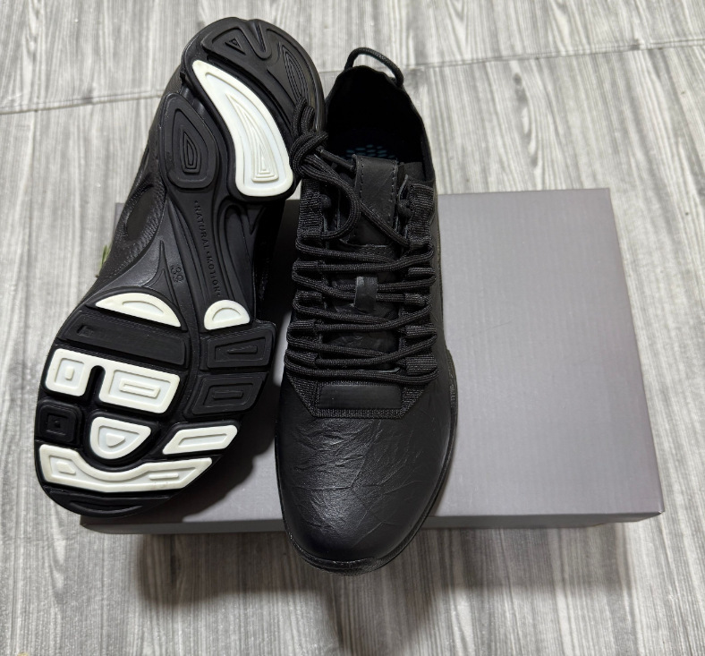 25th anniversary black