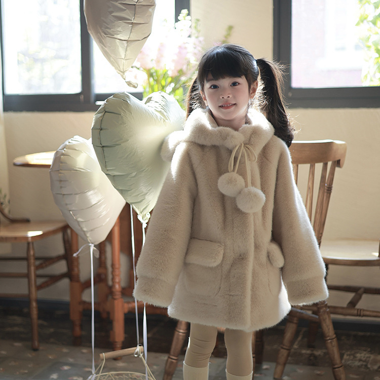 Girls' Fluffy Coat Thickened Warm Children's Mid-length Coat Clove Bear Ears Environmentally Friendly Faux Fur Women's Treasure Girls' Fluffy Coat Thickened Warm Children's Mid-length Coat Clove Bear Ears Environmentally Friendly Faux Fur Women's Treasure