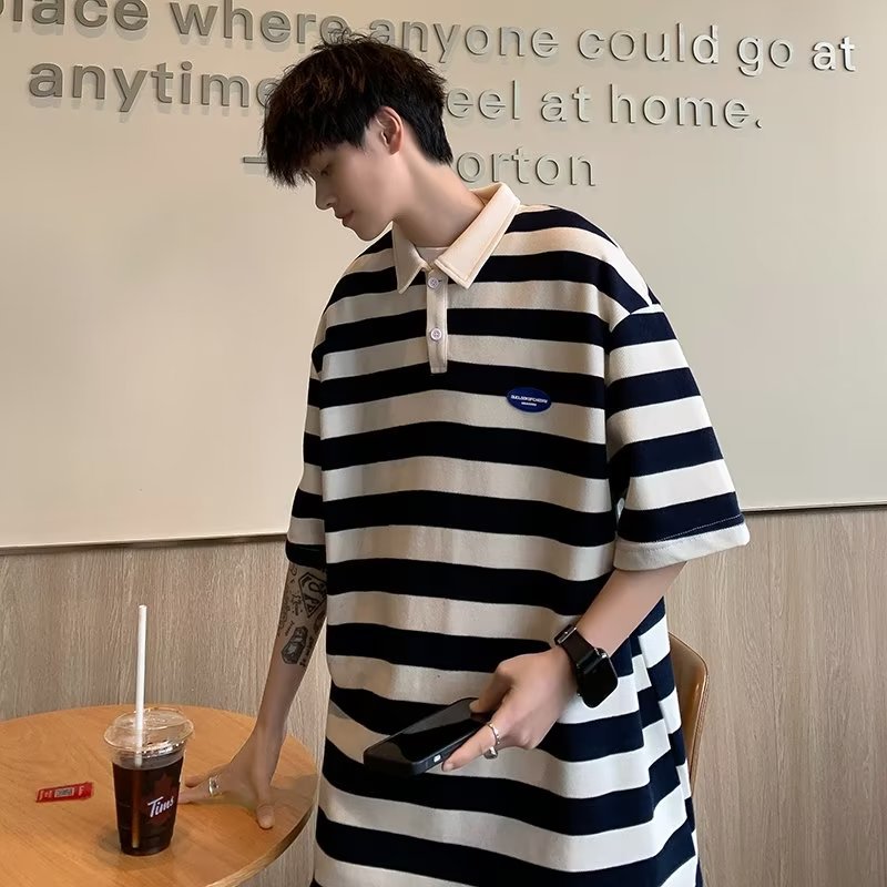 Camisa polo de manga corta con solapa Camiseta de verano de marca de moda para hombres Versión coreana de la tendencia delgada 2024 nueva camiseta de todo fósforo