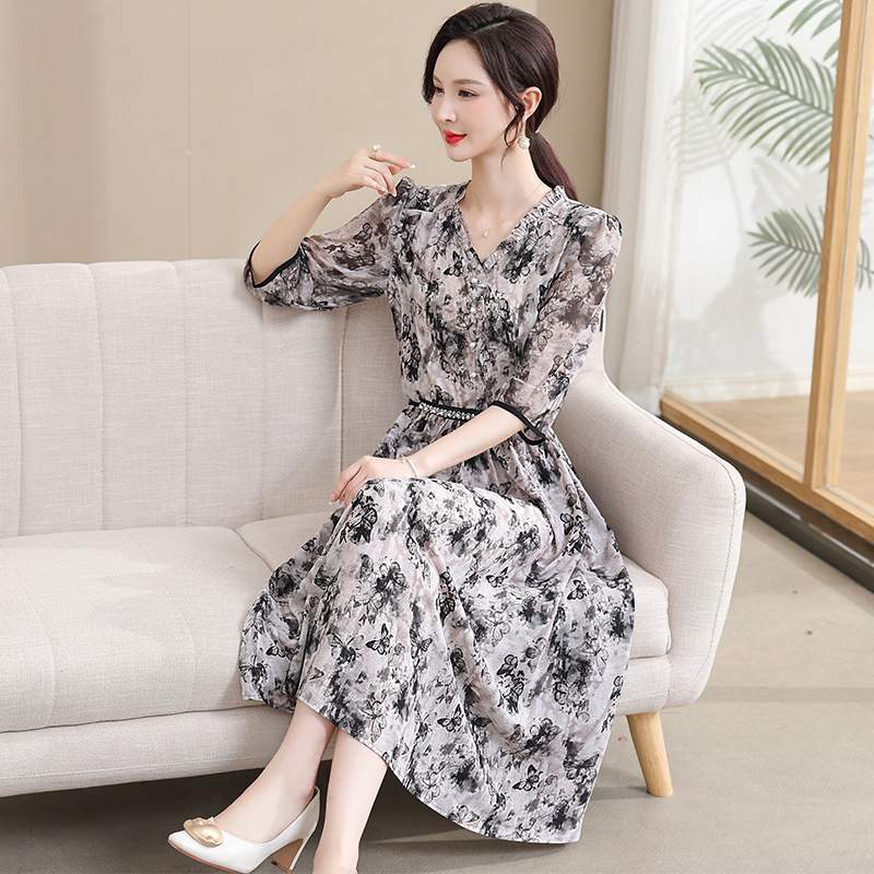Middle-Aged and Elderly Women's Clothing, Mother's Dress, Women's Summer New Design Floral Chiffon Over-The-Knee Long Skirt with Waist Cinching