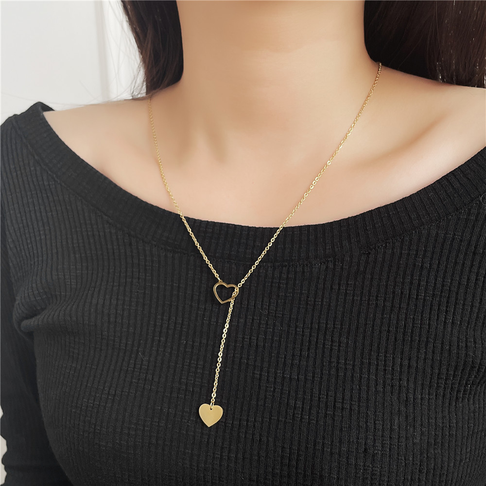 Collier Pendentif Simple Créatif En Forme De Coeur En Acier Inoxydable display picture 5