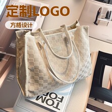 ����������ӡLOGO�r�д�����б����������ư���������ذ�Ůʿ��