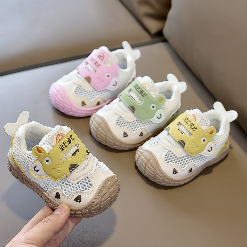 2026 verano bebés zapatos para bebés con suela suave antipatadas lindos niños y niñas ventilados huecos zapatos de malla única sandalias para niños