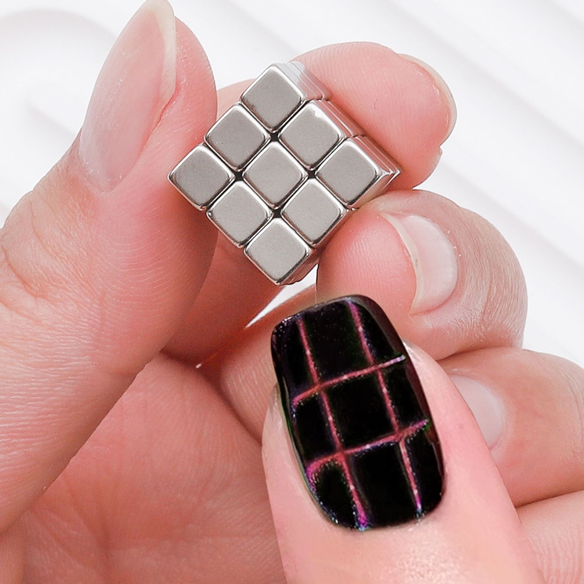 Manicura Rubik's Cube Imán Tablero de ajedrez Gato Eye Star Mang Multifunción Cubo pequeño Fuerte imán Piedra de hierro Herramienta de uñas profesional