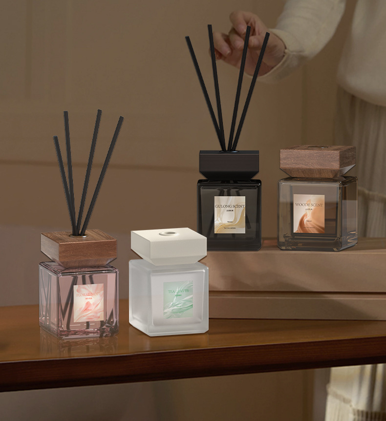 Car-mounted fragrance diffuser with reed sticks, high-end home odor eliminator, living room decoration, bathroom air freshener