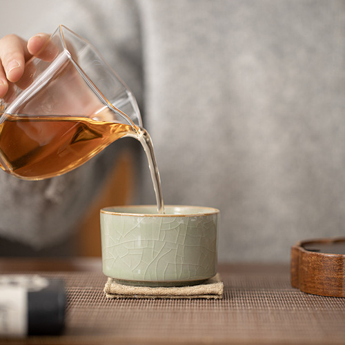 Imitation Song Guochao cultural and creative gift box, business move and retirement, birthday gift for elders and foreigners, men's gift master cup