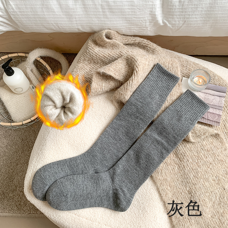 Calcetines de mujer invierno engrosado calcetines de oveja invierno calcetines de calcetines de mujer al por mayor