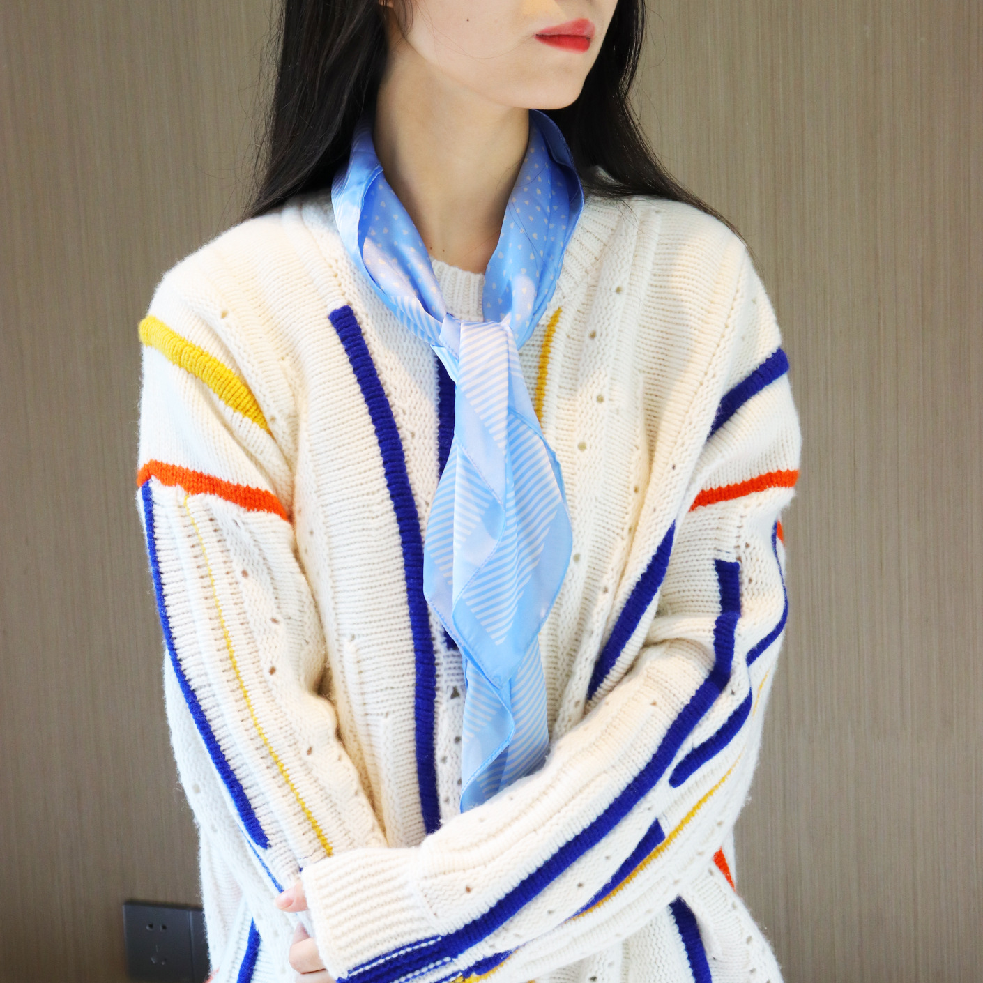 Frühling und Herbst Dekoration Gedruckt 70cm Kleine Quadratische Handtuch Simulation Blau Welle Dot Vielseitig Professionelle Tragen mit_voghion.com