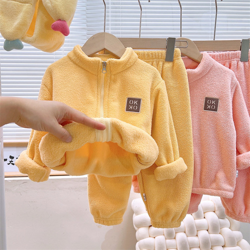 Children's Homewear Spring and Autumn Warm Set for Boys and Girls, Two-Piece Pajama Set with Baby Creme Fabric Top and Bottom