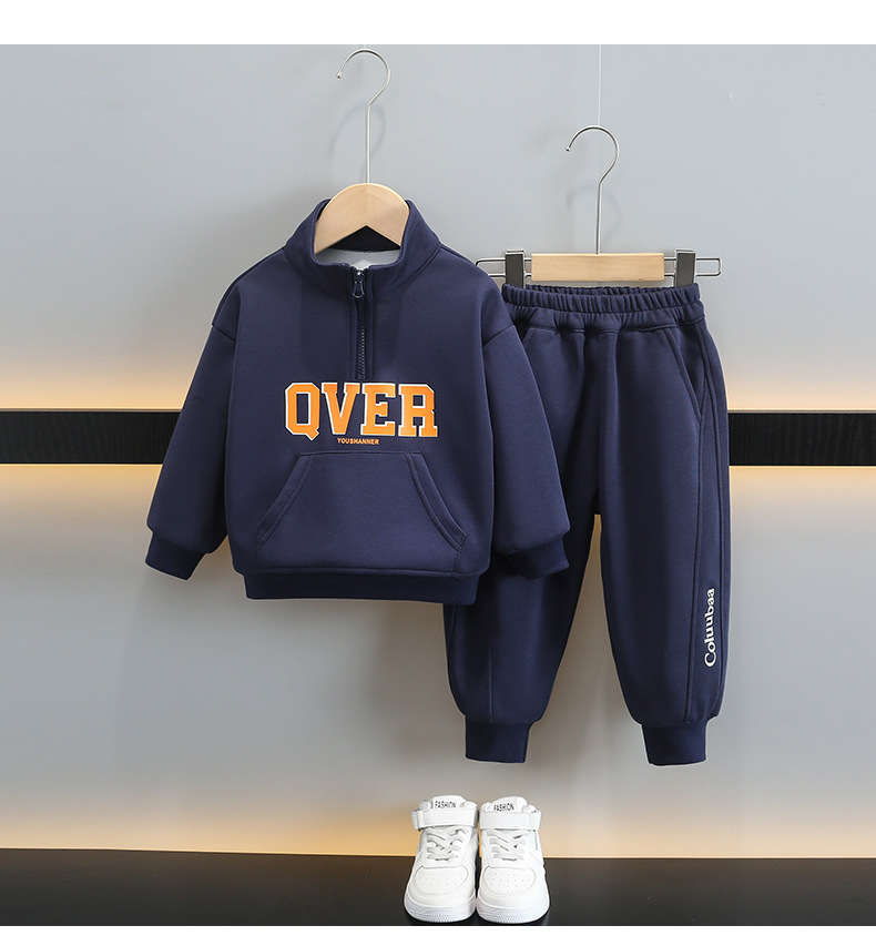 e autunno 2024 Nuovo set di due pezzi alla moda primaverile per bambini, abbigliamento sportivo per bambini alla moda_voghion.com