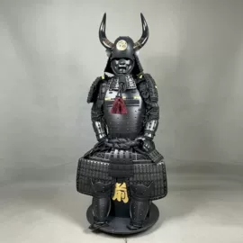 金属工艺品;其它服装展示;树脂工艺品
