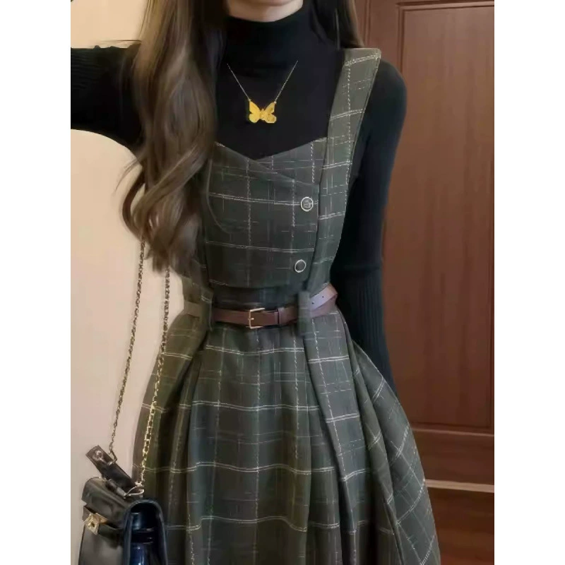 2025 новый осенний стиль: комплект с круглым вырезом, длинным рукавом, рубашкой, юбкой-плиссе с завязками и эффектом стройнящего силуэта