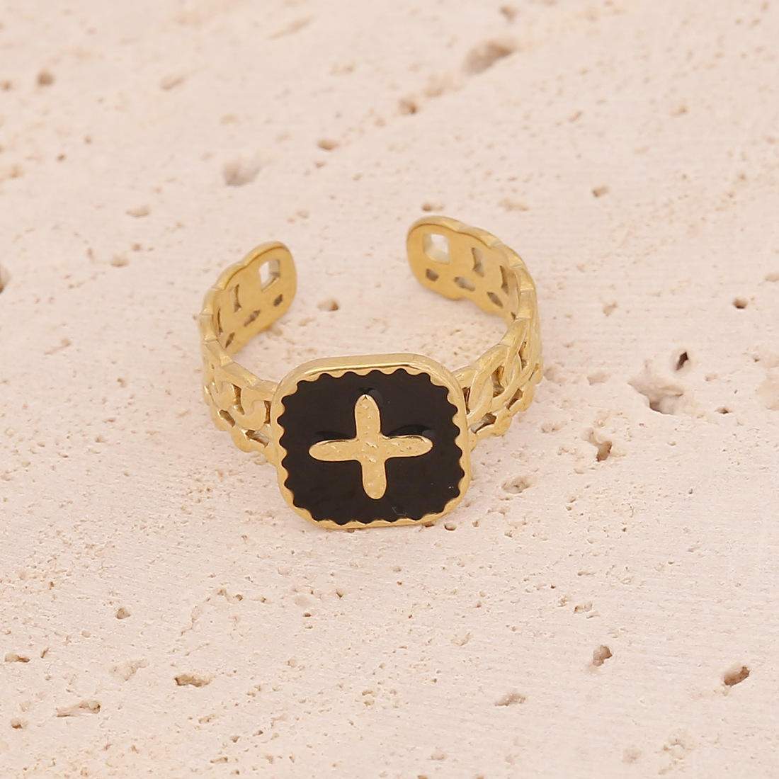 Novel Fashion Cross Daisy Stainless Steel Personality Ring