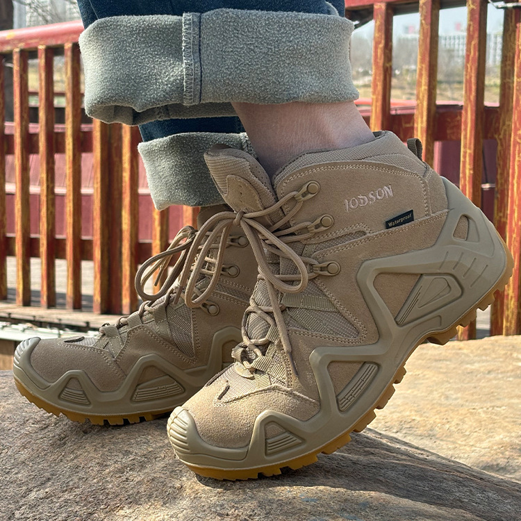 Outdoor Mid-top Waterproof Hiking Shoes Pin-resistant Tactical Boots for Men and Women Desert Boots Breathable Non-slip Wear-resistant Hiking Climbing Shoes