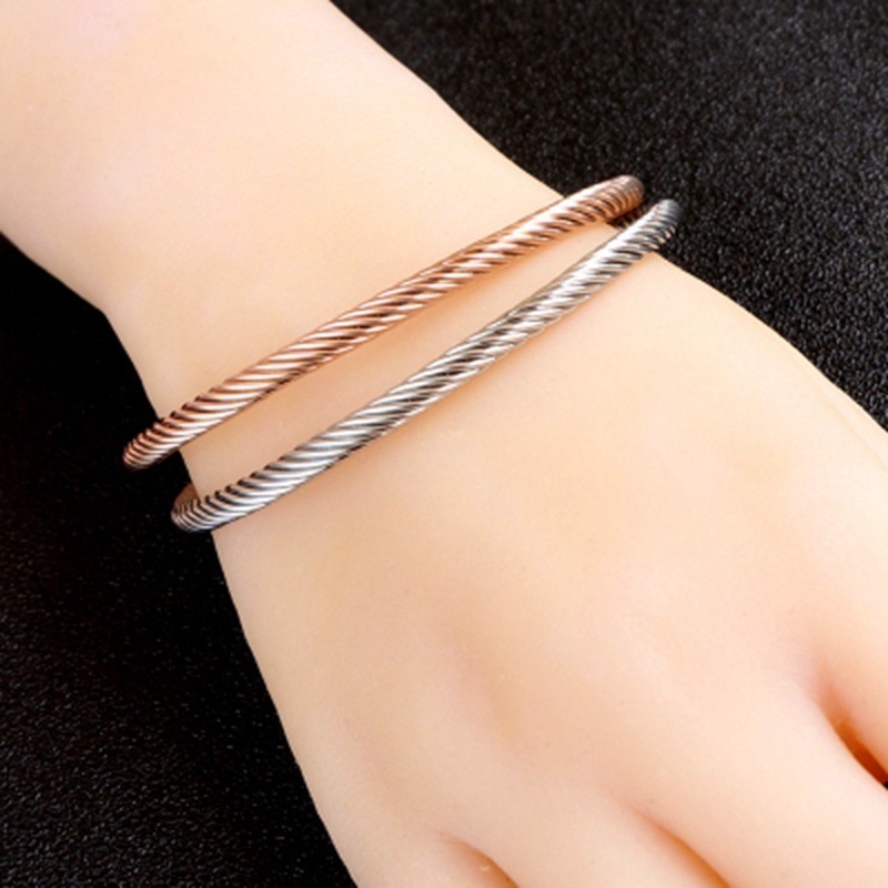 Fashion Solid Color Alloy Plating Unisex Bangle 1 Piece