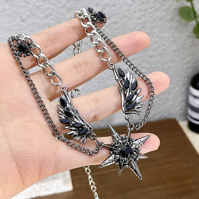 Holiday, Daily Occasion Hip-Hop Retro Cool Style Geometric Star Artificial Crystal Alloy Choker Wholesale