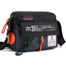 ���Qֱ�����e��ʿ�μ������ײɫб�����H���ֱ���С�������C��