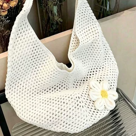 Single-shoulder underarm casual woven bag with knitted flowers, new 2026 fashion tote for commuting, large capacity