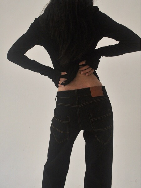 Woolen knitted design fashionable long-sleeve with a round collar