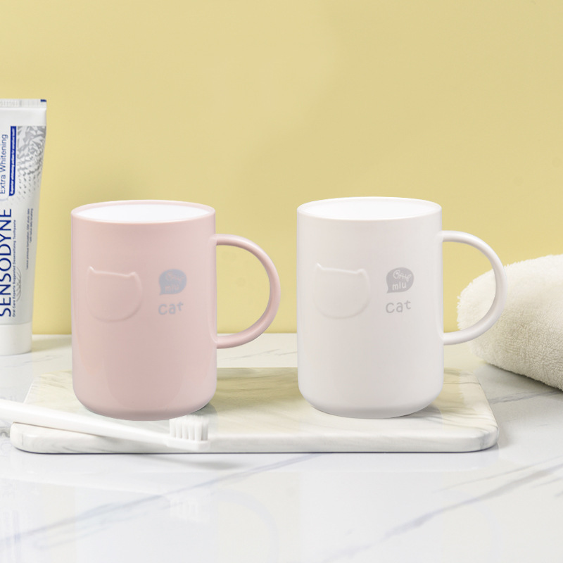 Durable Plastic Toothbrush Cup For Couples With Handle Cartoon Style_voghion.com