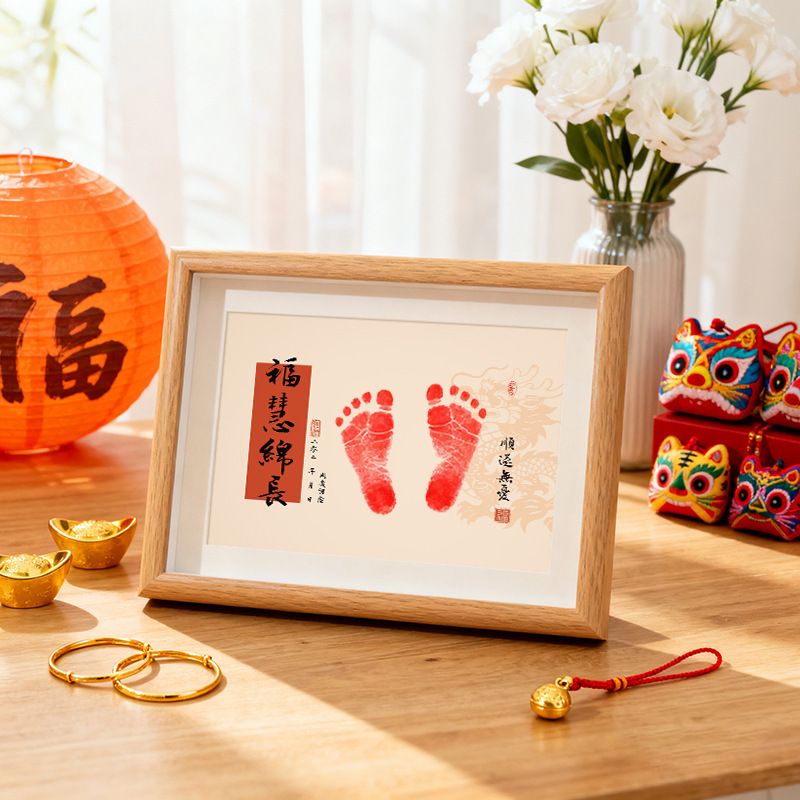 Warm Family Atmosphere Baby Hand and Foot Print Solid Wood Photo Frame Cultural and Creative Mother and Baby Commemorative Table Home Selection Wholesale Model Warm Family Atmosphere Baby Hand and Foot Print Solid Wood Photo Frame Cultural and Creative Mother and Baby Commemorative Table Home Selection Wholesale Model