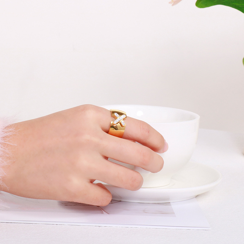 Letter Pattern Women'S Gender Fashion Style PVD Coated 18K Gold Plated Letter Stainless Steel Fashion Waterproof Non Tarnish Rings