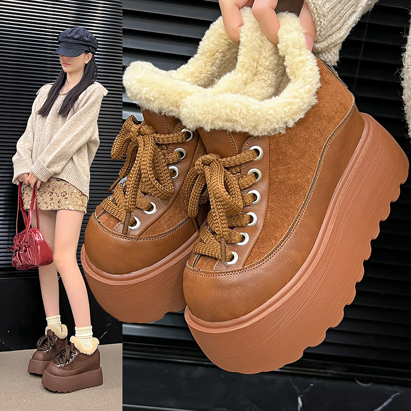 加绒丑萌大头面包鞋女2025冬季新款保暖防滑高帮棉鞋厚底真皮板鞋