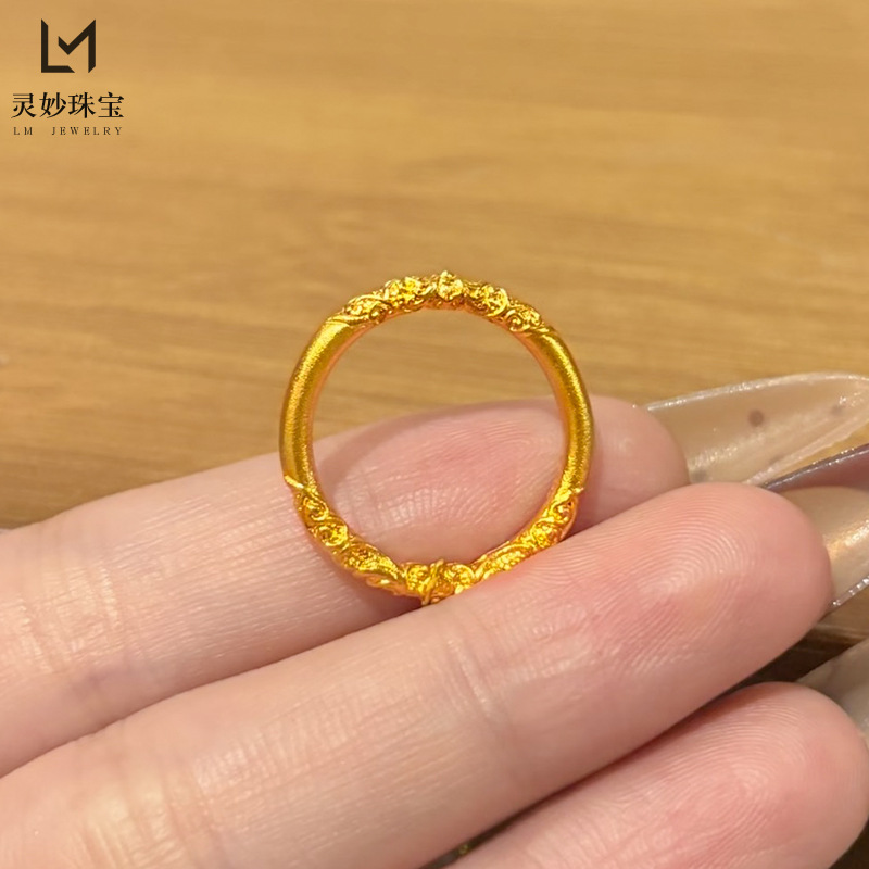 French Retro Gold Bauhinia Ring With Scrollwork For Women_voghion.com