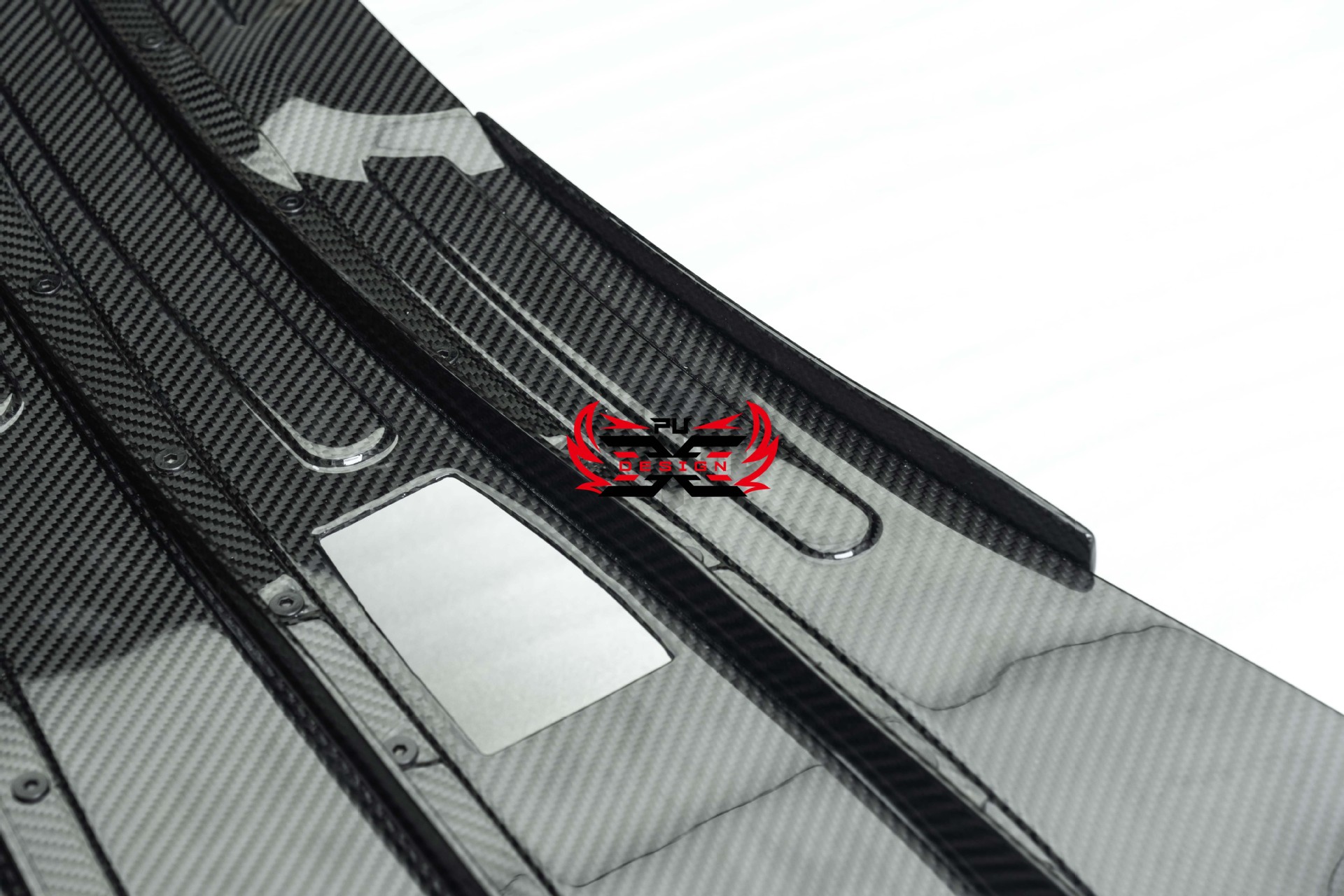 Suitable for Porsche 911 992 GT3RS original dry carbon fiber modification kit, front, middle, rear lip and side skirts