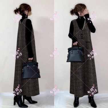 In-Stock 2026 Autumn Hot-Selling Vest Dress with V-Neck, Pearl Design, Pockets, Long Plaid Sleeveless Dress