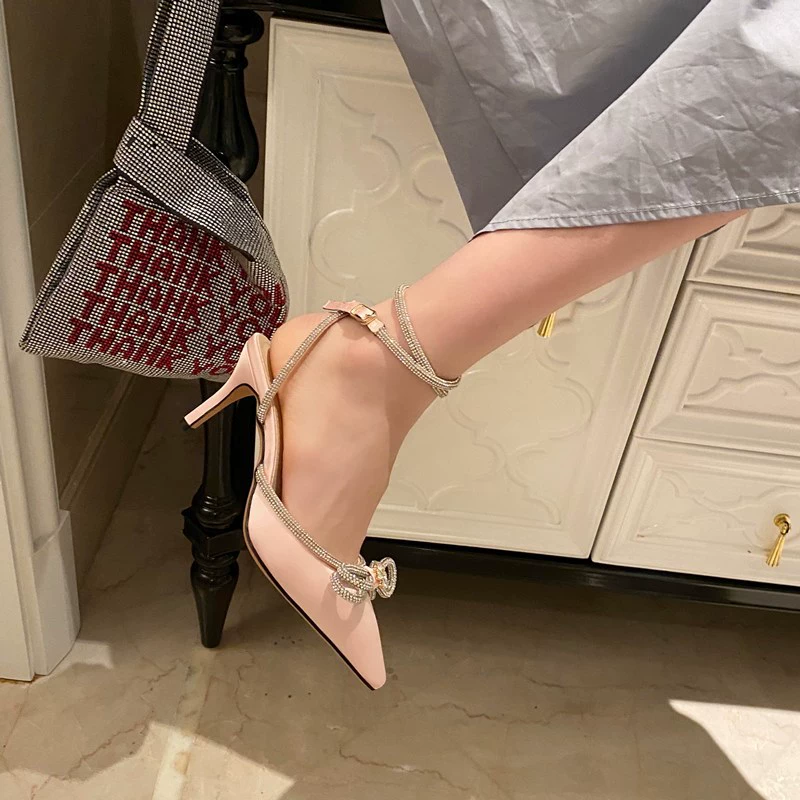 2023 летние новые корейские модные сандалии на высоком каблуке с бантом, женская обувь на тонком каблуке со стразами, внешняя торговля 42