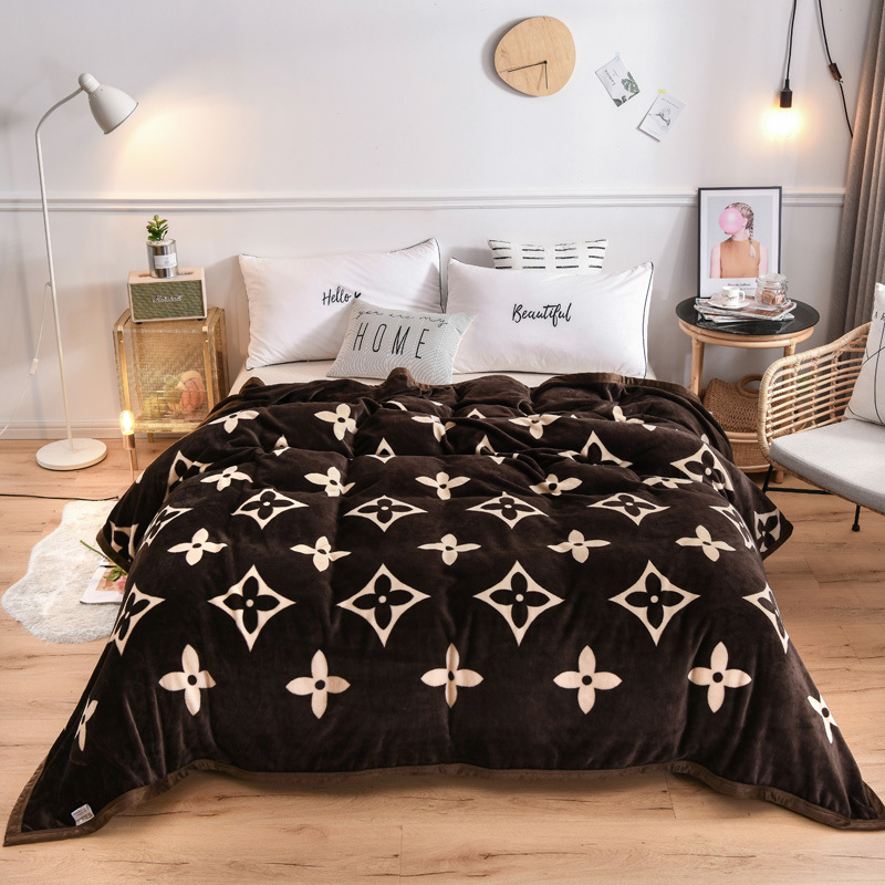 Manta de franela de dibujos animados manta de aire acondicionado máquina lavable manta de viaje manta de sofá interior dormitorio de estudiantes manta delgada