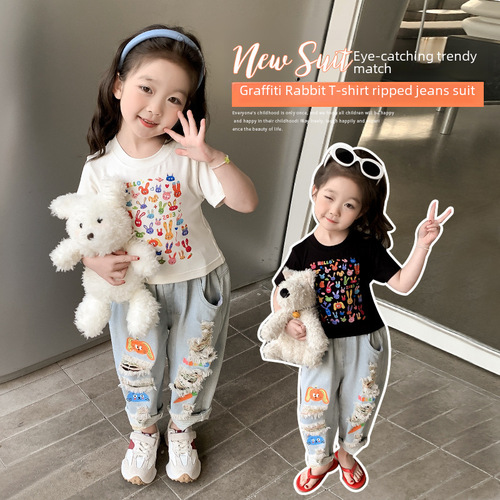 Girls' Doodle Rabbit Casual Set 2024 Summer New Arrival Fashionable Baby Set for Girls Two-Piece Set for Young Children